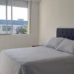 Belo Apto Na Rua Dos Bares Do 4 Distrito.